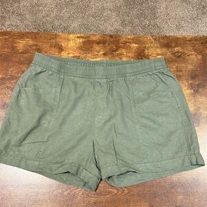 Old Navy Women's Green Linen Shorts